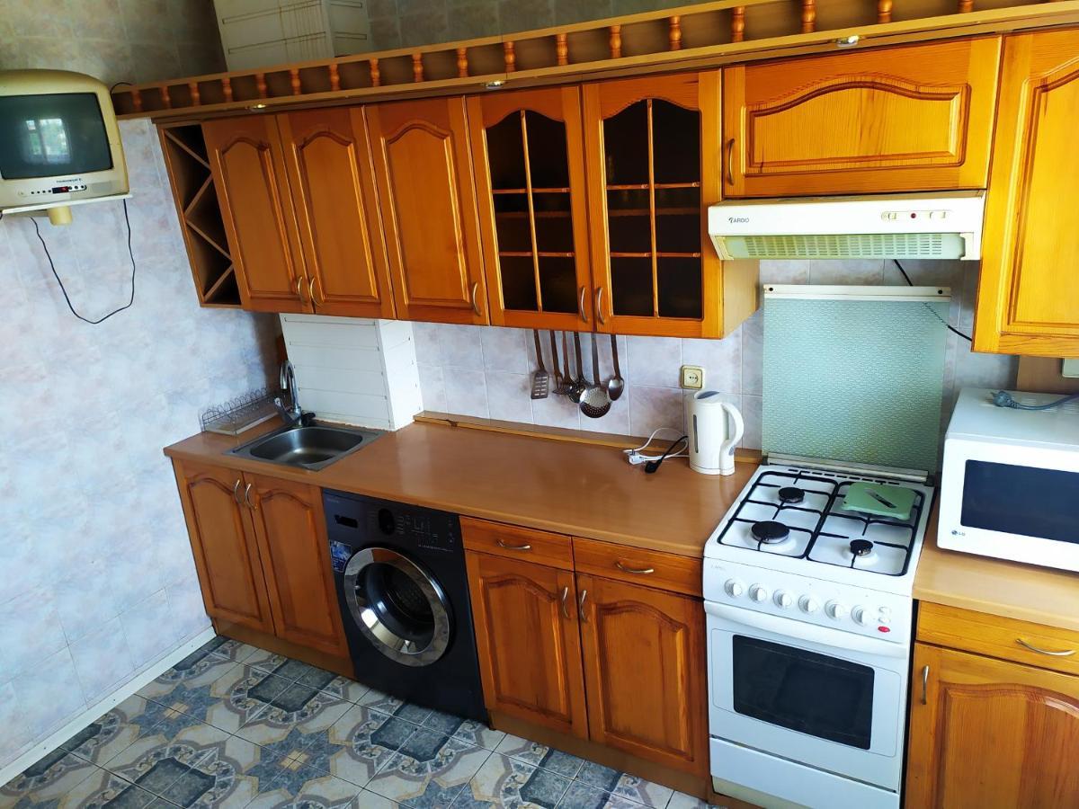 דירות סומי Ильинская 3К Посуточно Почасово מראה חיצוני תמונה